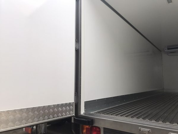 hino-6-tan-dong-lanh