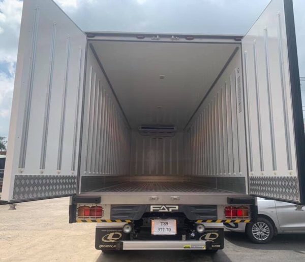 xe-hino-dong-lanh-8-tan