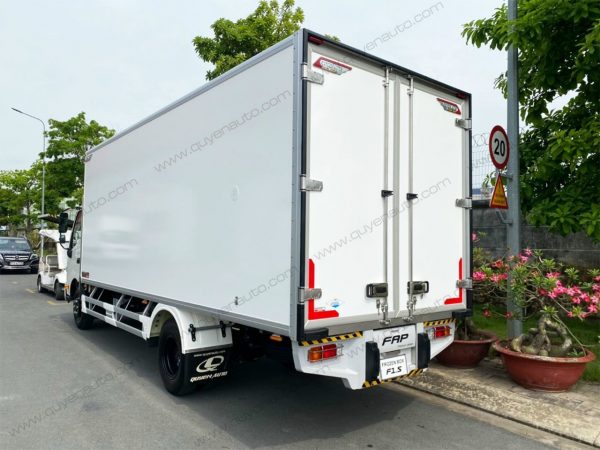 xe-hino-lanh-3.5-tan