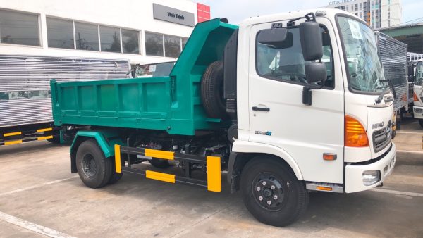 z2683067402854_68fd8c8b868301c975536ae057e3d100