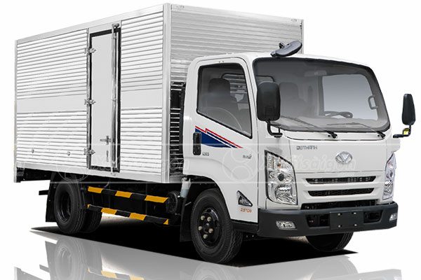 Xe-tai-IZ65-thung-kin-inox-cao-cap