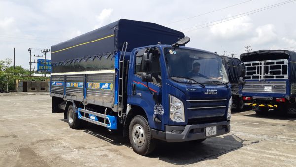 gia-xe-tai-iz650-thung-bat