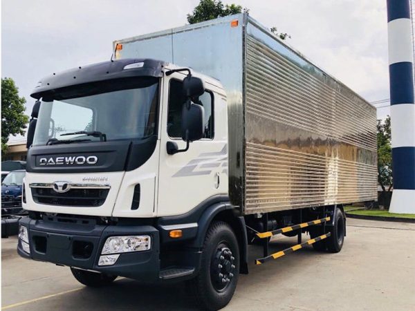 xe-tai-daewoo-hc6aa-8t8-thung-mui-bat-e1