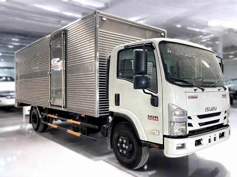 Xe-tai-isuzu-NQR75ME4