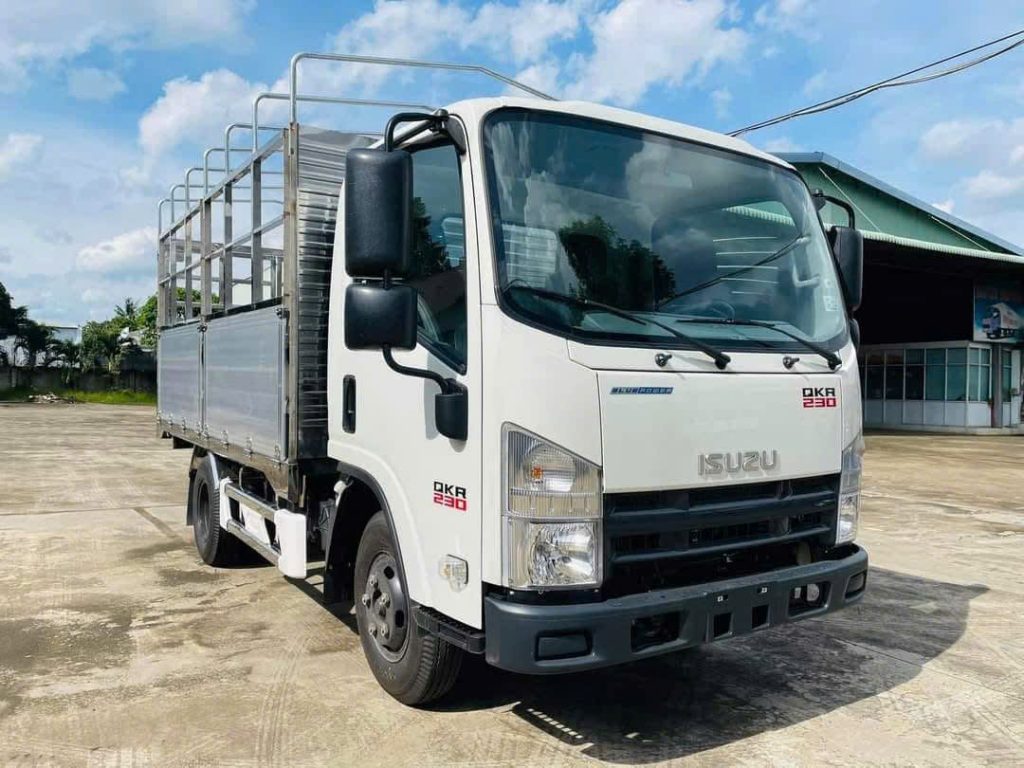 Xe-tai-isuzu-QKR-230