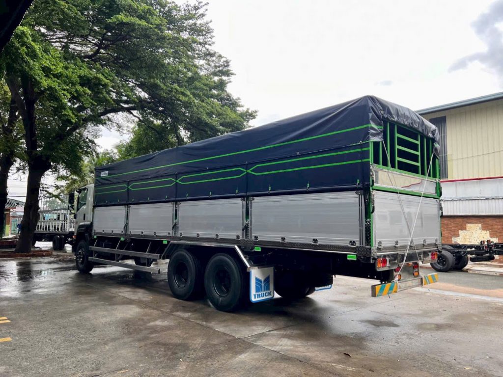 Xe-tai-isuzu-fvm-1500