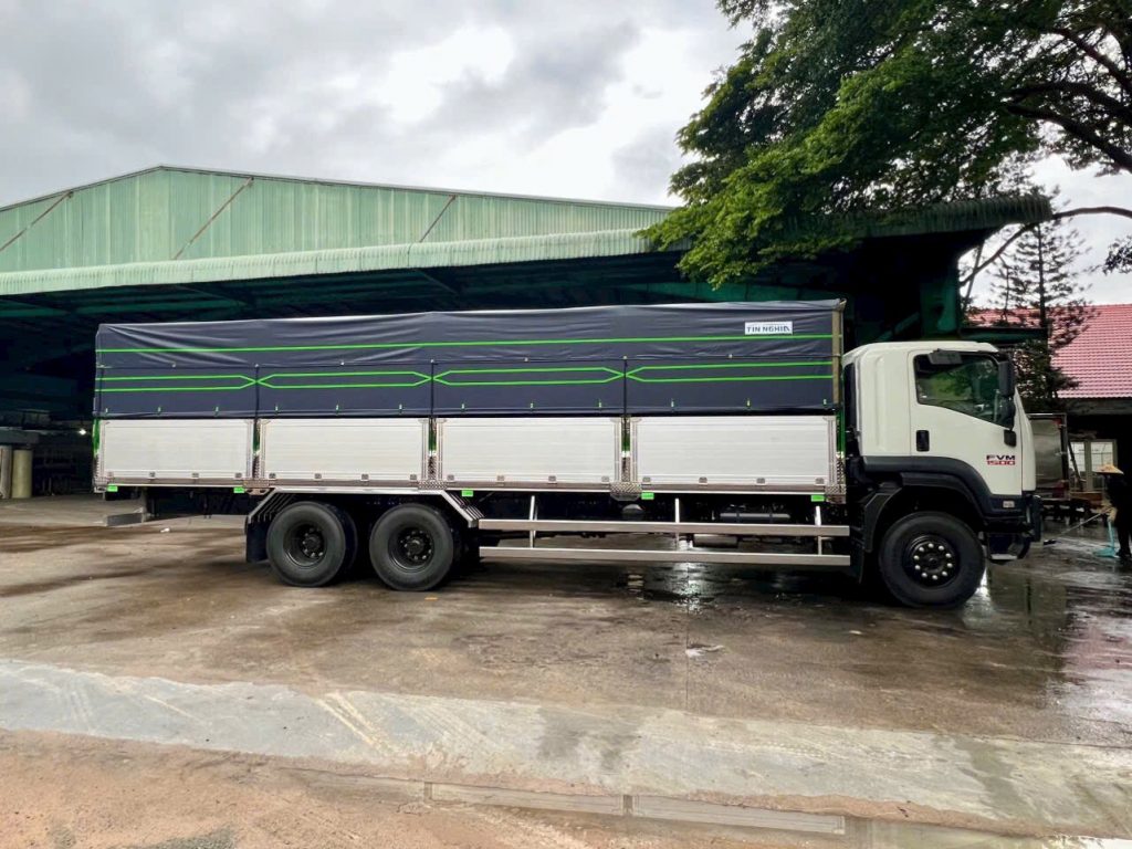 Xe-tai-isuzu-fvm-1500
