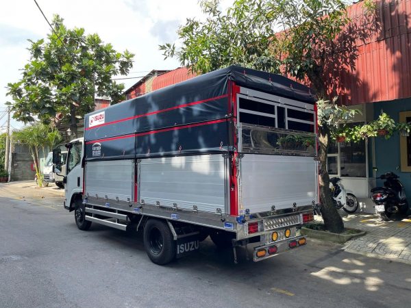 xe-tai-isuzu-QKR-270