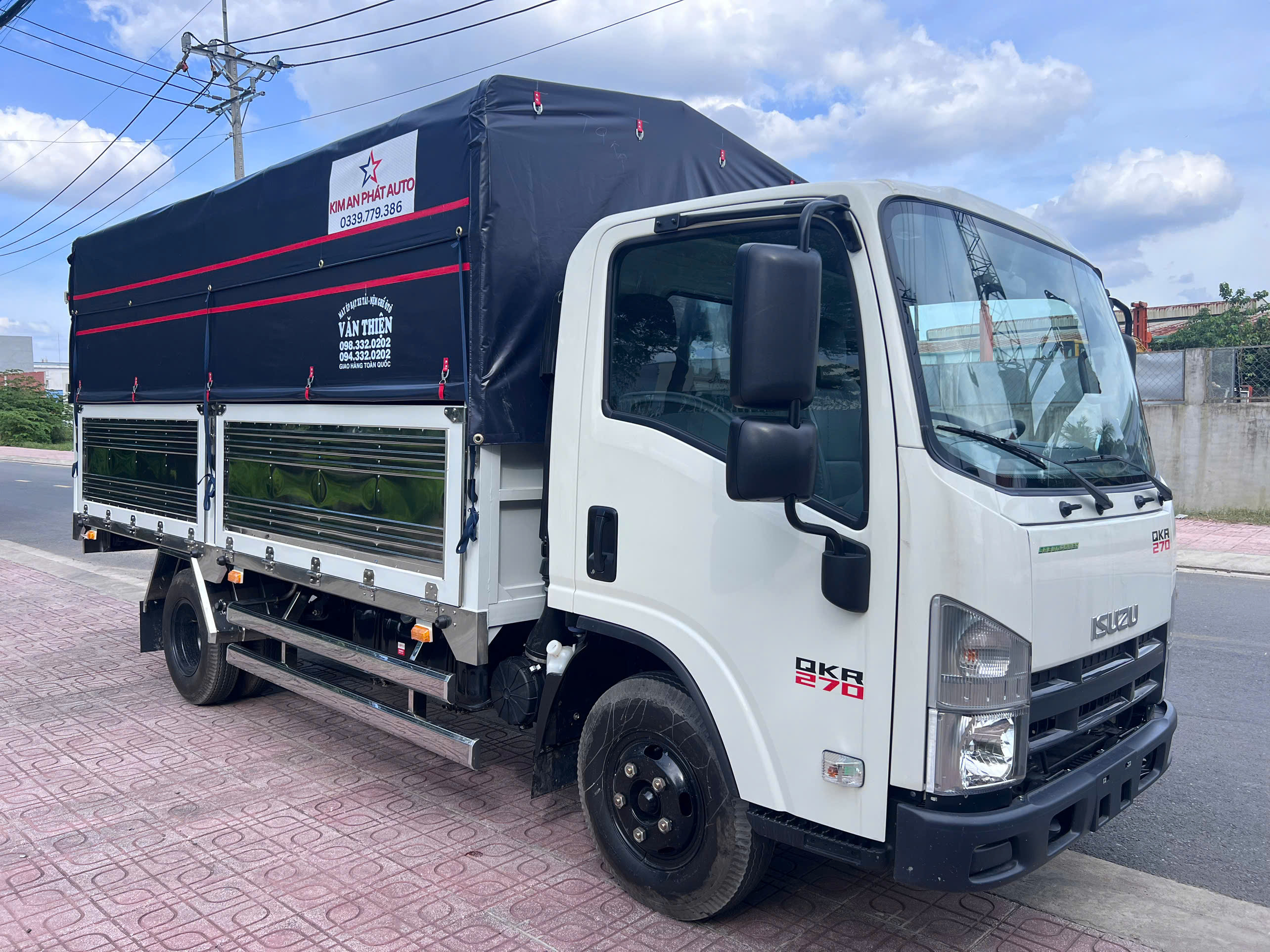 Xe-tai-Isuzu-QKR-270