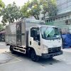 isuzu qkr210 thùng kín tiêu chuẩn 2